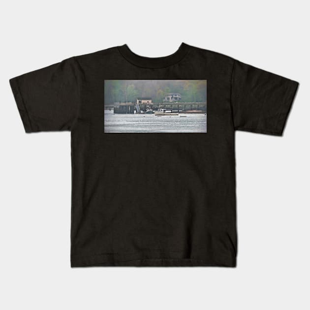 Spring Island Landing Kids T-Shirt by BeanME